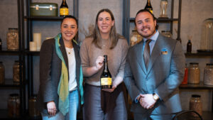 77 años para brindar: Torres 10 celebra junto a Bodegas Alianza una historia de tradición y grandes alianzas